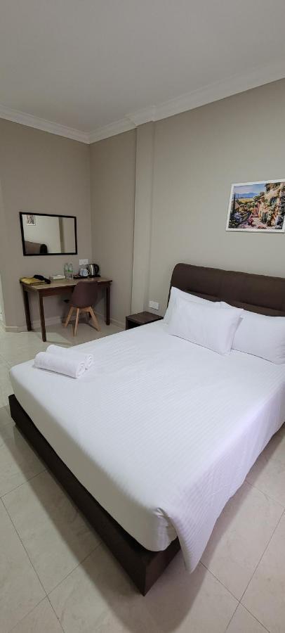 Hotel Shafura 3 Chukai Εξωτερικό φωτογραφία