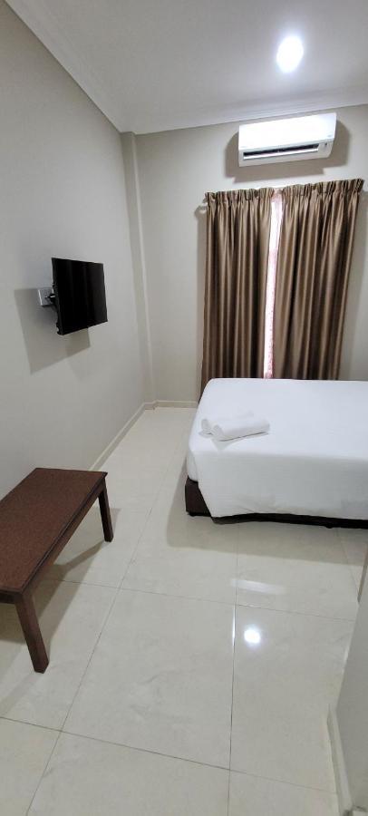 Hotel Shafura 3 Chukai Εξωτερικό φωτογραφία