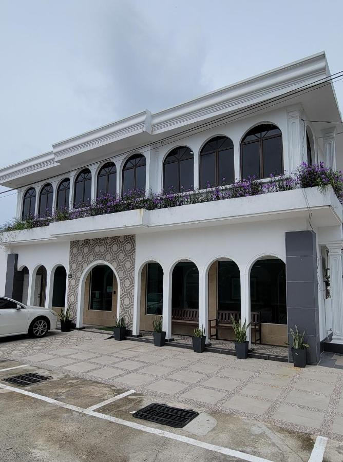 Hotel Shafura 3 Chukai Εξωτερικό φωτογραφία